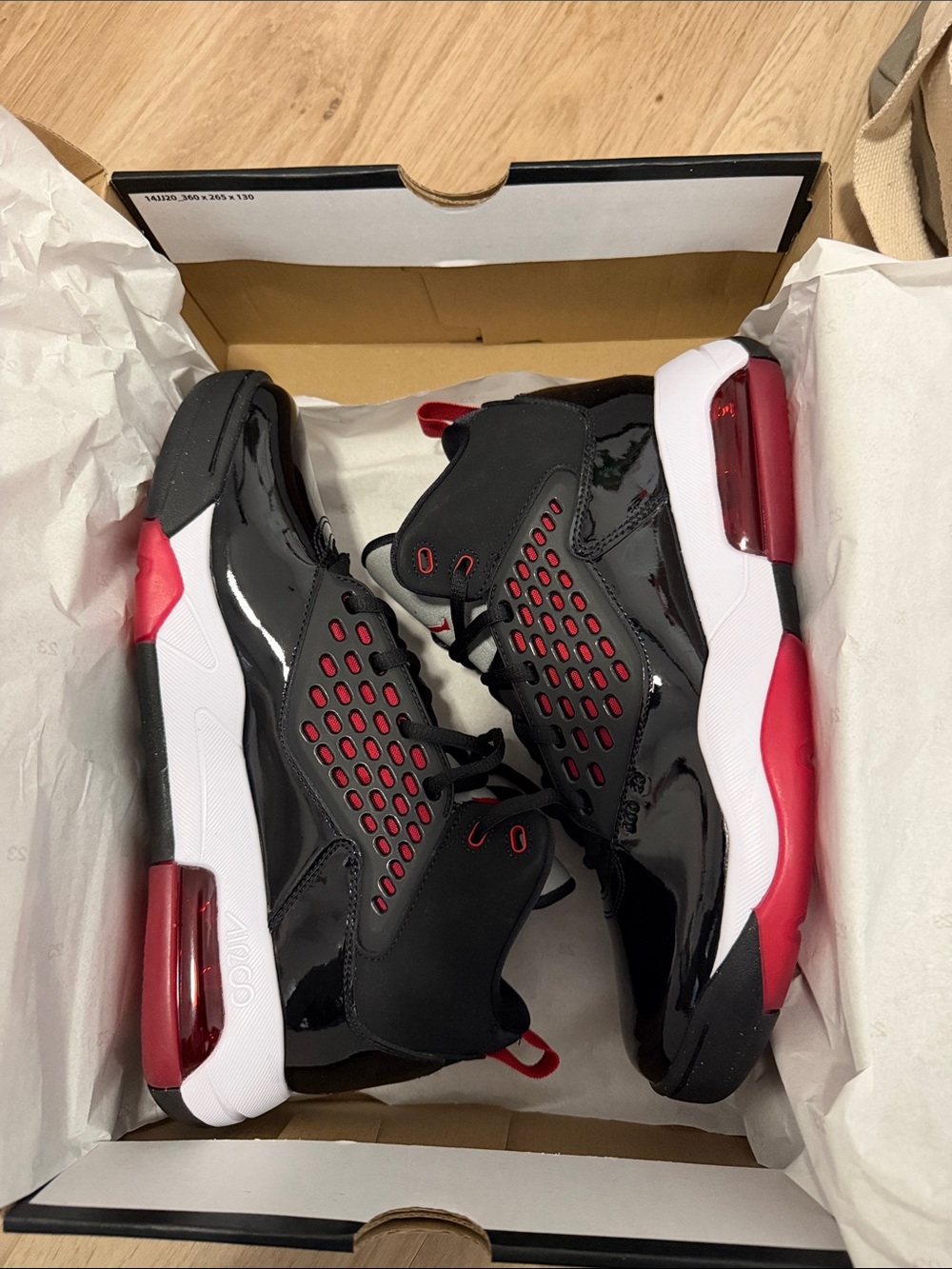 JORDAN MAXIN 200